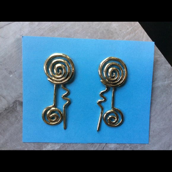 Flashback 80sVibes VintageGlam RetroGems Earrings - Picture 3 of 3